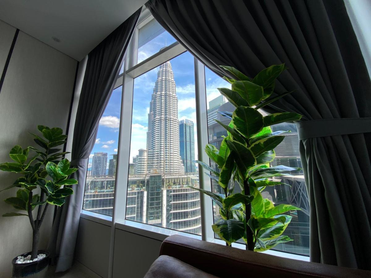 Sky Suites Klcc By Genesis กัวลาลัมเปอร์ ภายนอก รูปภาพ