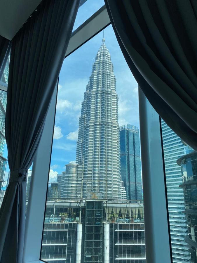 Sky Suites Klcc By Genesis กัวลาลัมเปอร์ ภายนอก รูปภาพ