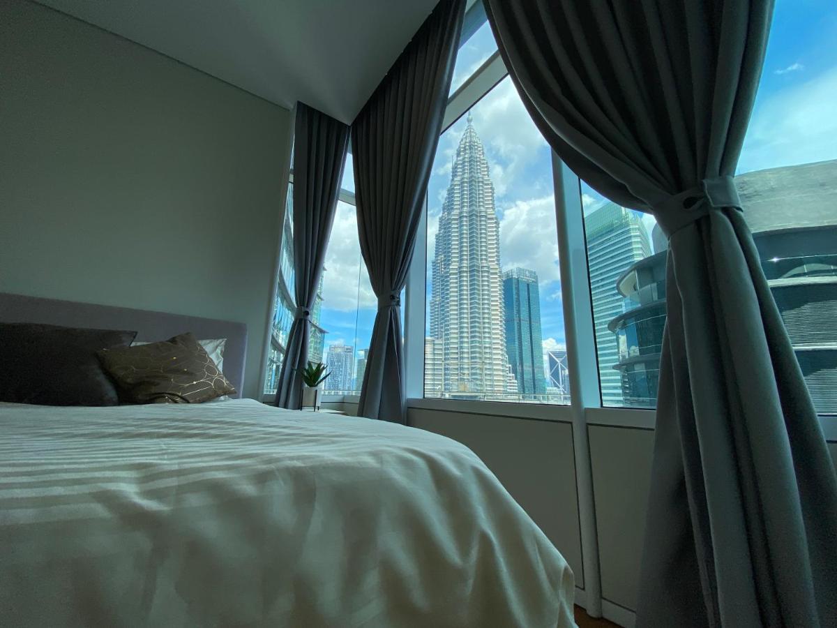 Sky Suites Klcc By Genesis กัวลาลัมเปอร์ ภายนอก รูปภาพ