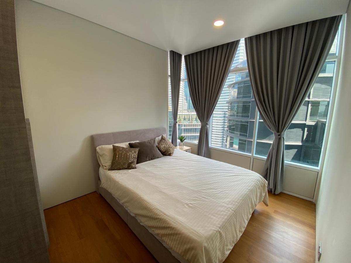Sky Suites Klcc By Genesis กัวลาลัมเปอร์ ภายนอก รูปภาพ
