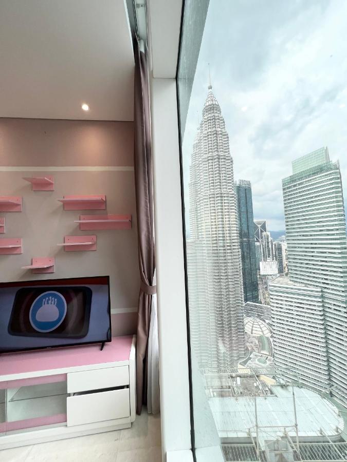 Sky Suites Klcc By Genesis กัวลาลัมเปอร์ ภายนอก รูปภาพ