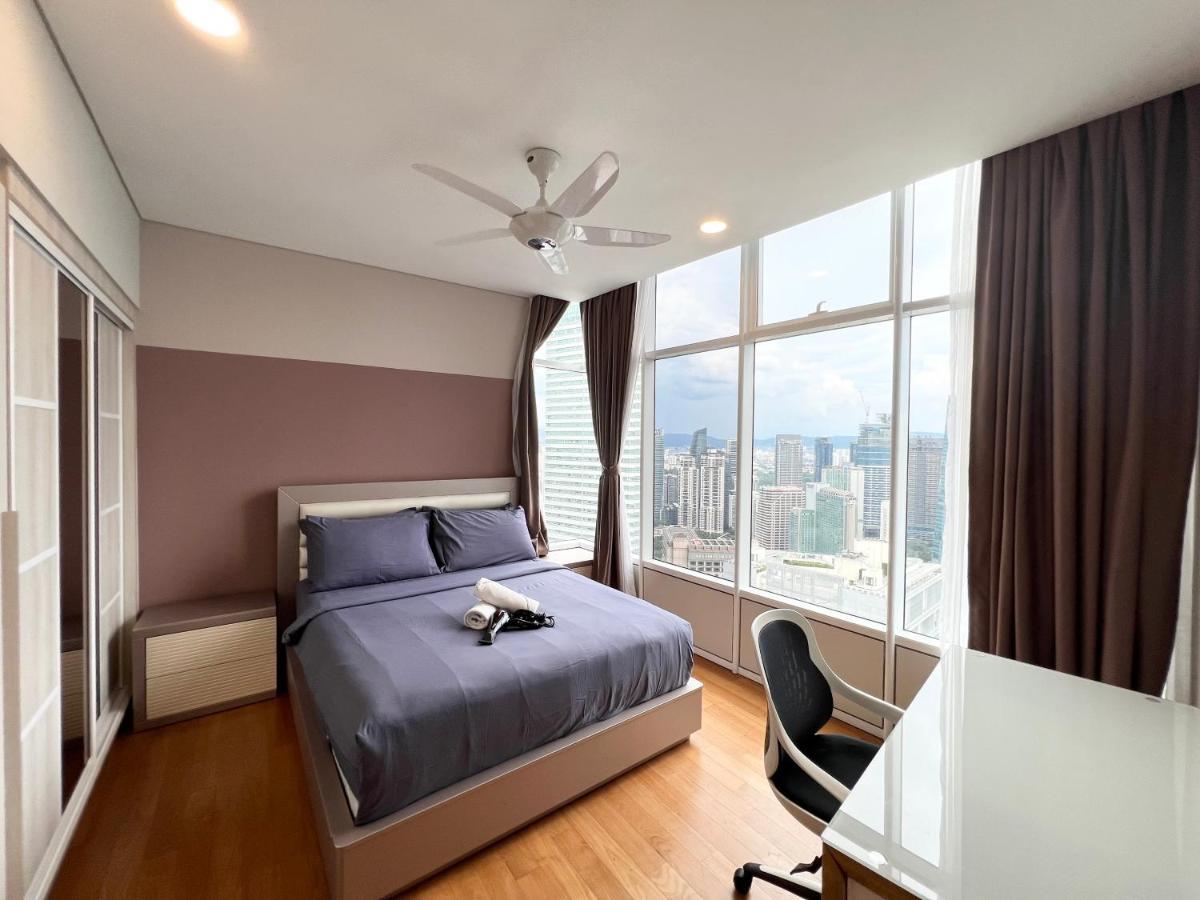 Sky Suites Klcc By Genesis กัวลาลัมเปอร์ ภายนอก รูปภาพ