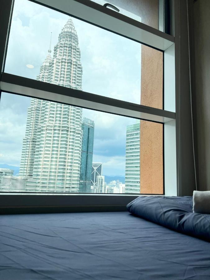 Sky Suites Klcc By Genesis กัวลาลัมเปอร์ ภายนอก รูปภาพ