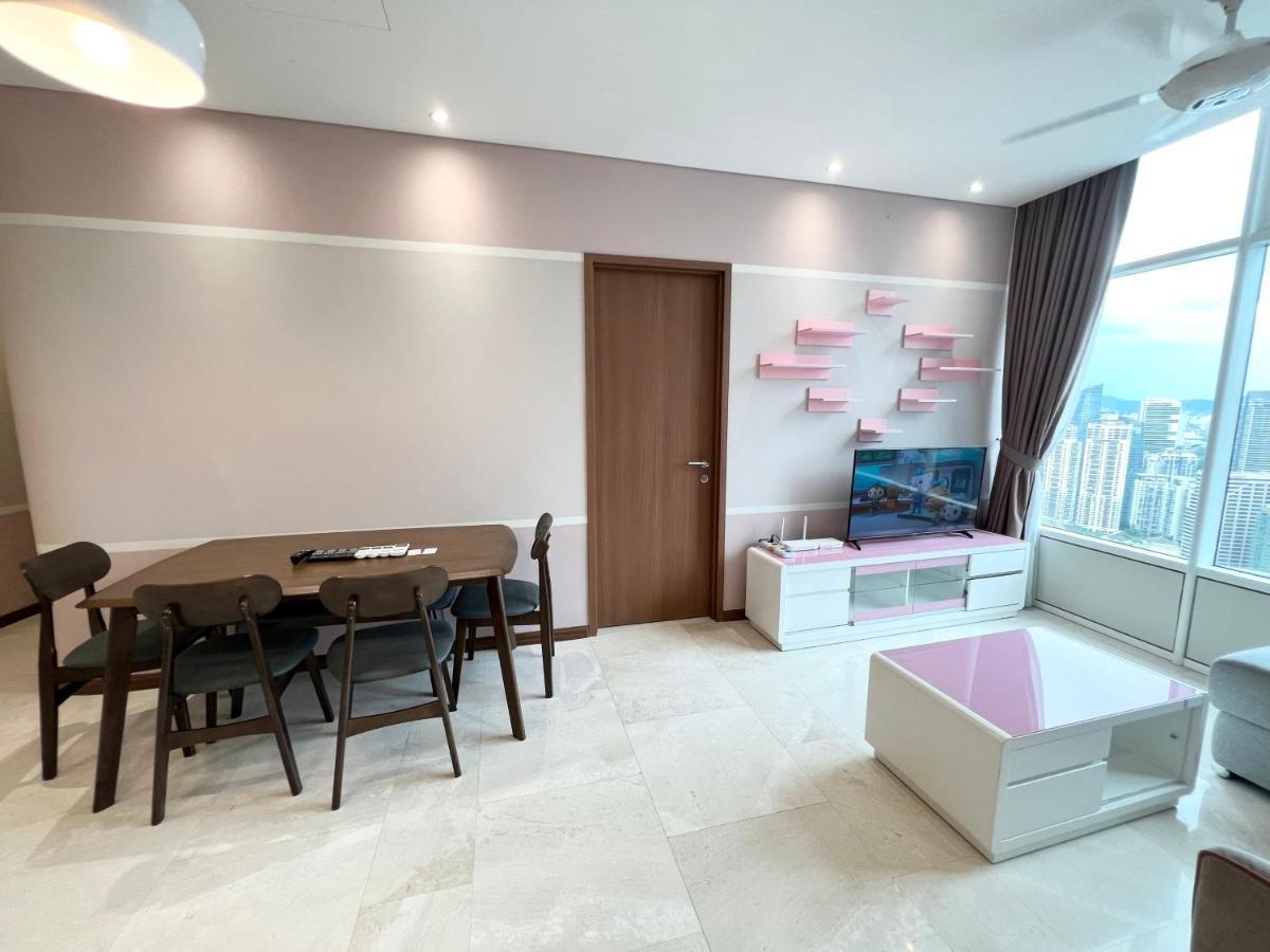 Sky Suites Klcc By Genesis กัวลาลัมเปอร์ ภายนอก รูปภาพ