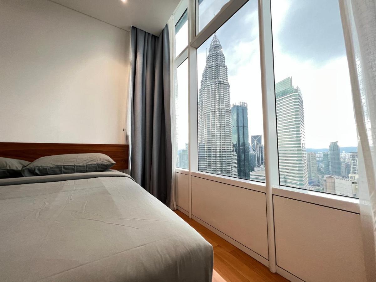 Sky Suites Klcc By Genesis กัวลาลัมเปอร์ ภายนอก รูปภาพ